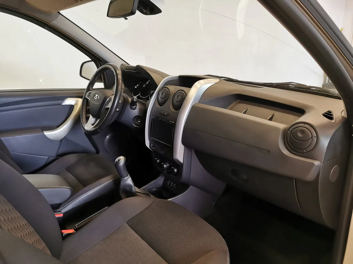 ВАЗ (Lada) Largus 1.6 MT 16 кл (5 мест) (105 л.с.) Серый в АВИЛОН. Слайд №12