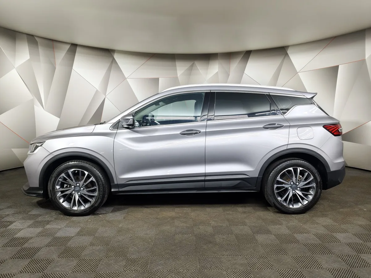 Geely Coolray 1.5T 7DCT 2WD (150 л.с.) Luxury Серый в АВИЛОН. Слайд №5