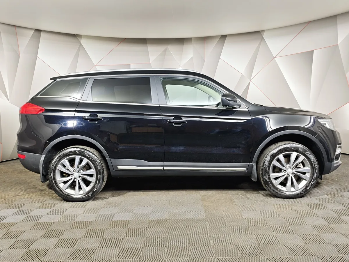 Geely Atlas 2.4 AT (148 л.с.) Comfort Черный в АВИЛОН. Слайд №6