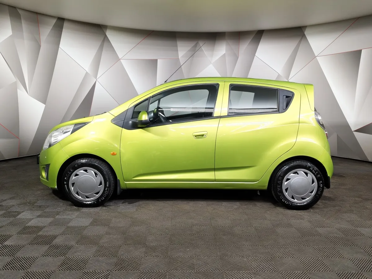 Chevrolet Spark 1.0 AT (68 л.с.) LS Зеленый в АВИЛОН. Слайд №5