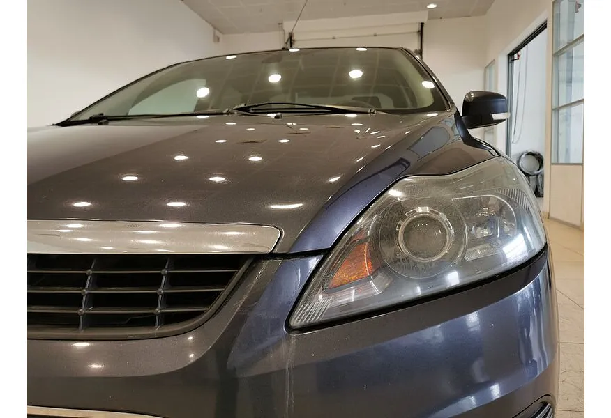 Ford Focus 1.6 MT (116 л.с.) Ghia Серый в АВИЛОН. Слайд №10