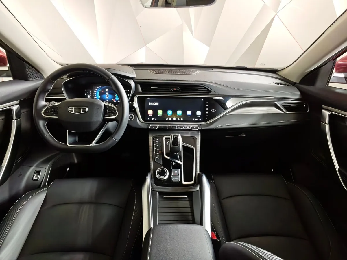 Geely Atlas Pro 1.5T 7DCT AWD (177 л.с.) Flagship+ Красный в АВИЛОН. Слайд №13