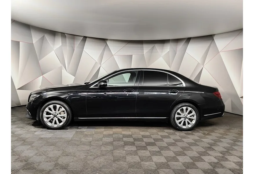 LIVE. Слайд №3