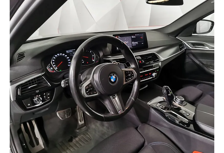 АВИЛОН - BMW 5 серия 520d xDrive Steptronic (190 л.с.) Base (Локальная сборка) Серый - slide 10