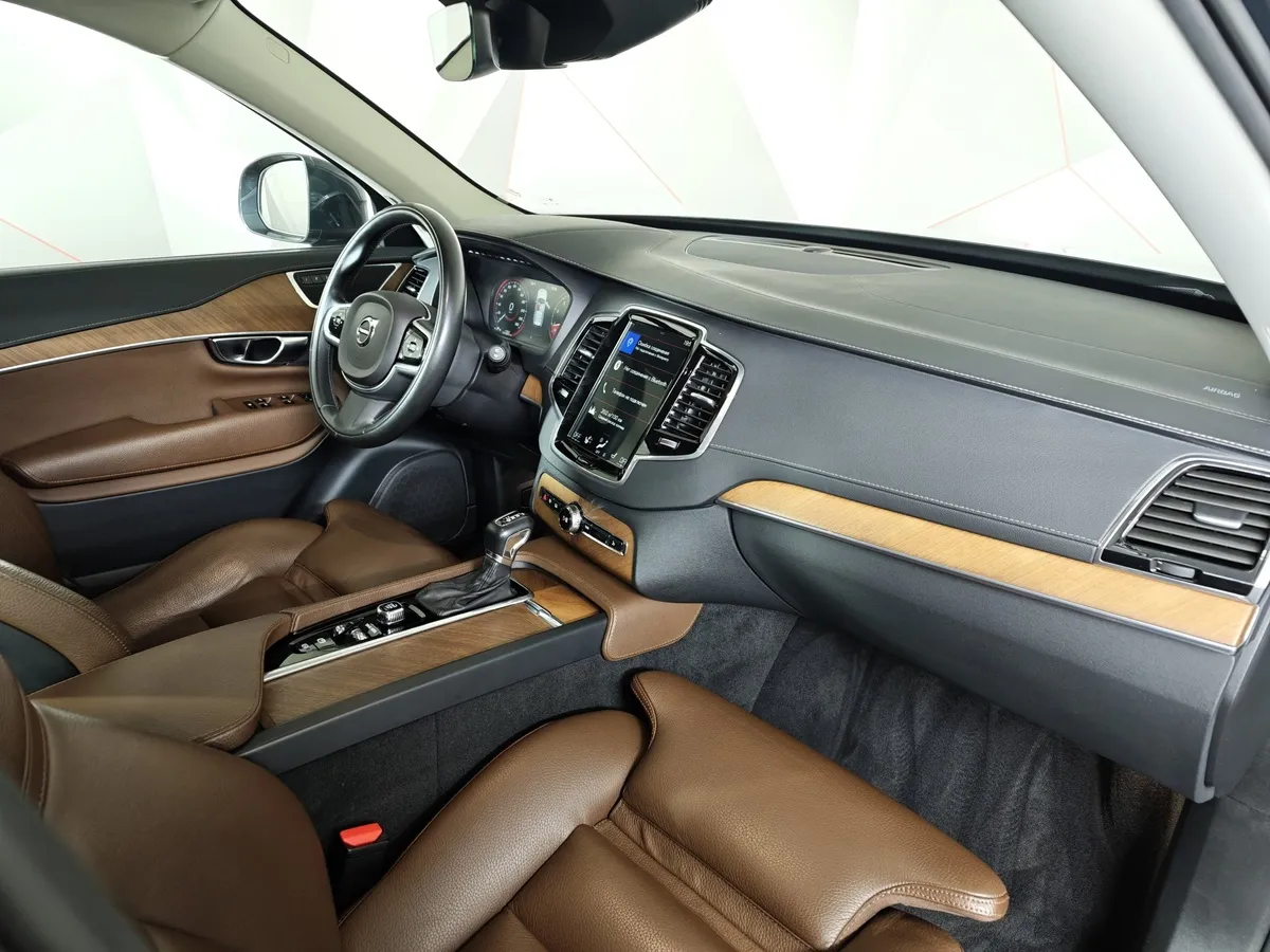 Volvo XC90 2.0 T5 Drive-E AT AWD (5 мест) (249 л.с.) Inscription Серый в АВИЛОН. Слайд №13