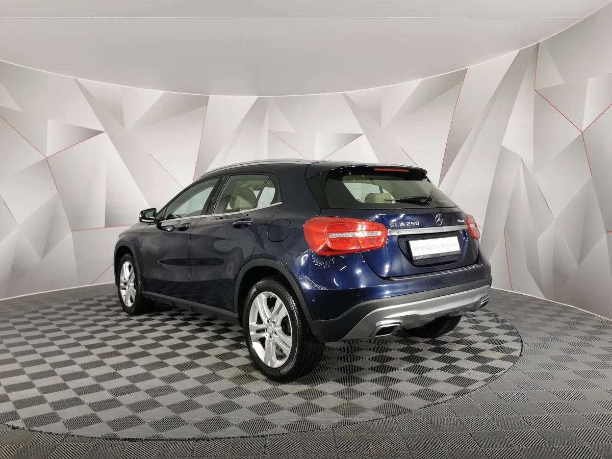 Mercedes-Benz GLA 250 7G-DCT 4MATIC (211 л.с.) Особая серия Синий в АВИЛОН. Слайд №4
