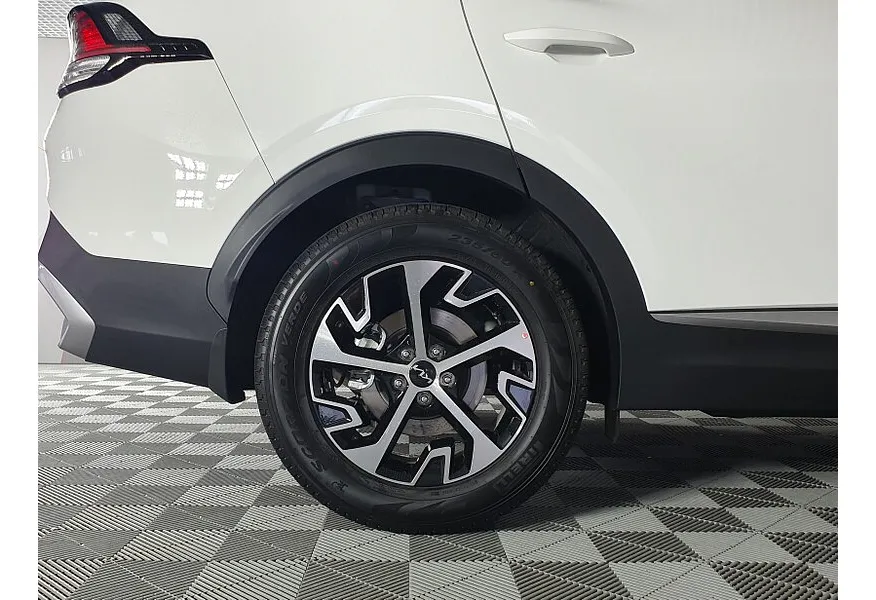 АВИЛОН - Kia Sportage 2.0 MPI AT AWD (150 л.с.) Prestige Белый - slide 12