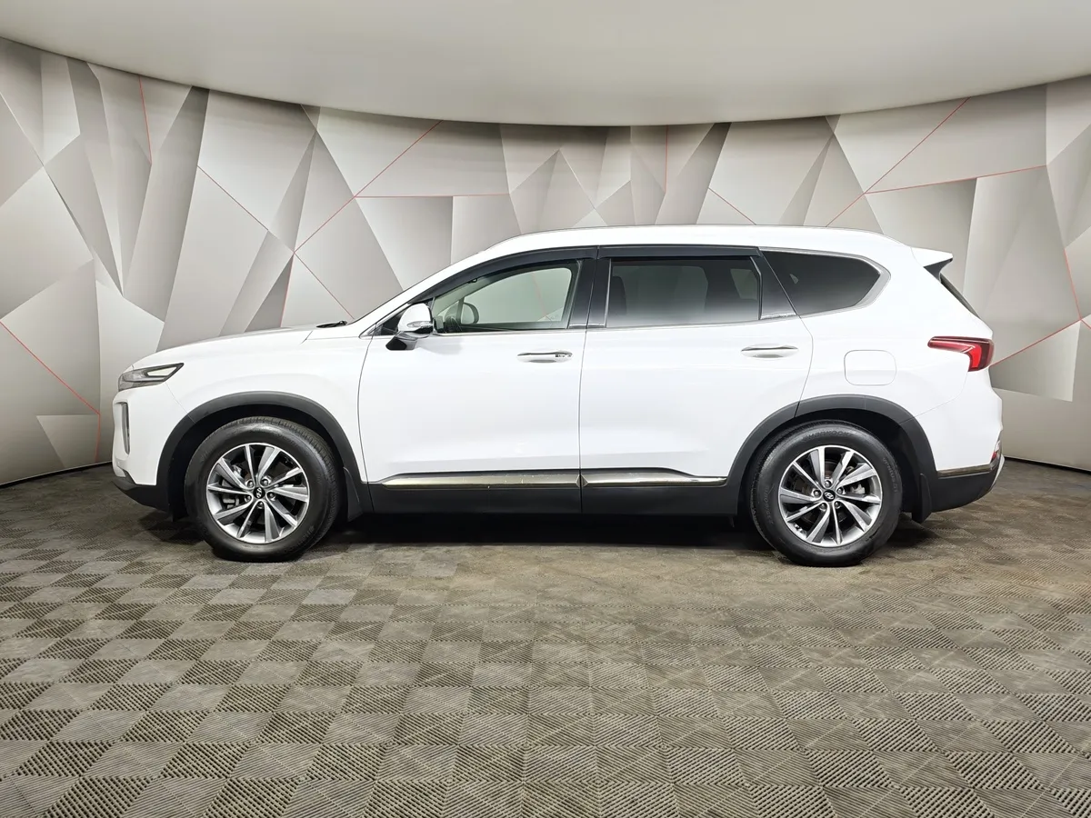 Hyundai Santa Fe 2.4 (188 л.с.) - 6AT Premier Белый в АВИЛОН. Слайд №5