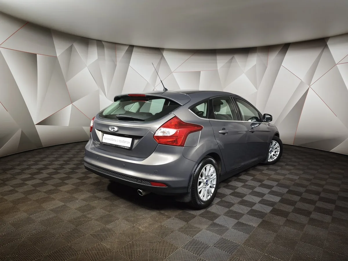 Ford Focus 2.0 PowerShift (150 л.с.) Titanium Коричневый в АВИЛОН. Слайд №2