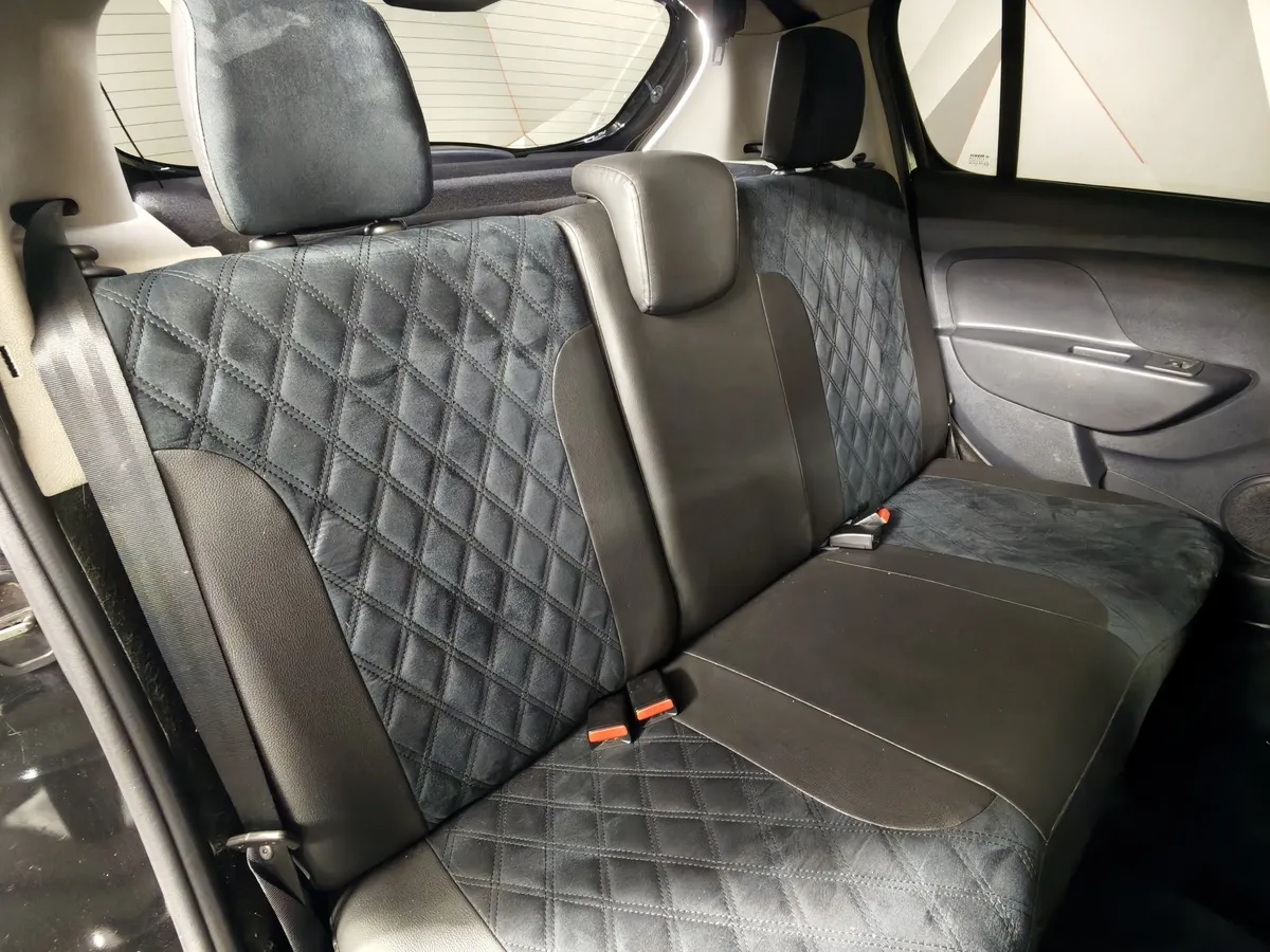 Renault Sandero 1.6 MT (82 л.с.) Stepway Life Черный в АВИЛОН. Слайд №15