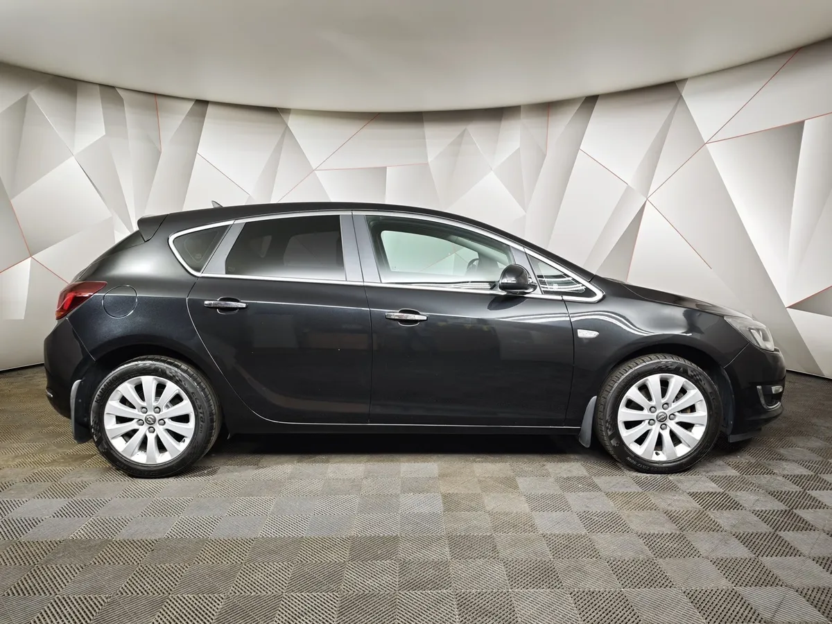 Opel Astra 1.6 Turbo AT (180 л.с.) Cosmo Черный в АВИЛОН. Слайд №6