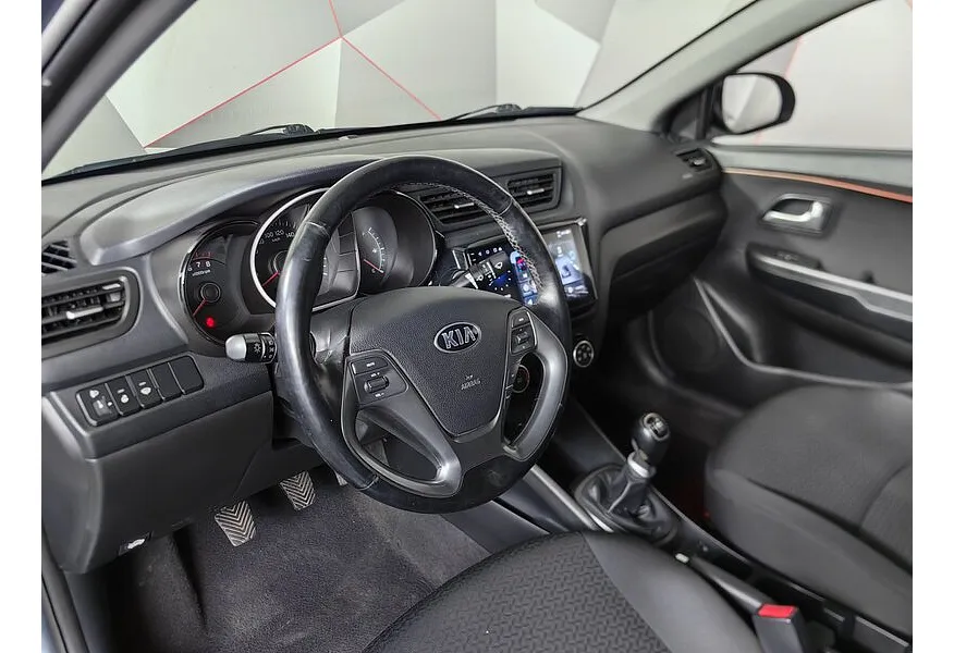 Kia Rio 1.6 6MT (123 л.с.) Comfort RS Plus Голубой в АВИЛОН. Слайд №19