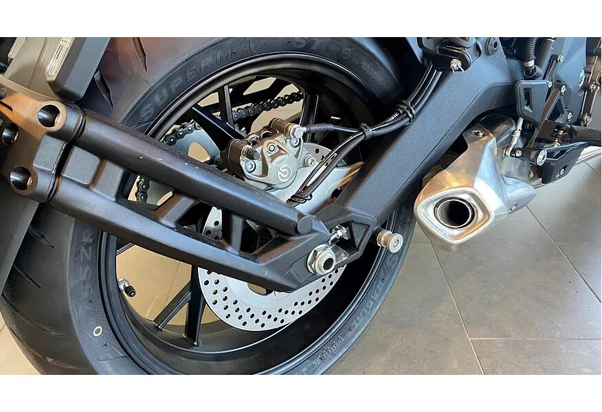 QJMOTOR SRK 600 600 см³ (82 л.с.) (82) 600 Красный в АВИЛОН. Слайд №15