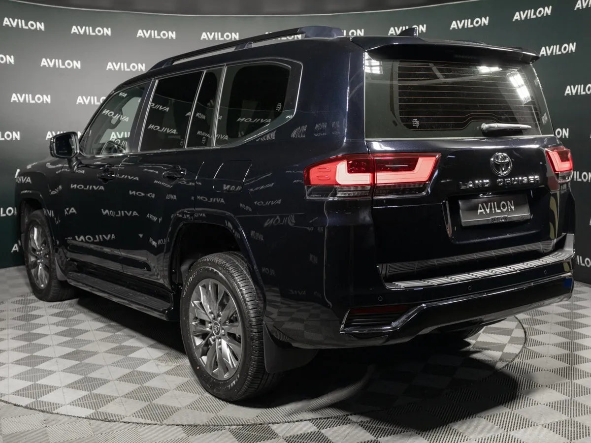 Toyota Land Cruiser 3.5 V6 AT 4WD (415 л.с.) Премиум Черный в АВИЛОН. Слайд №5