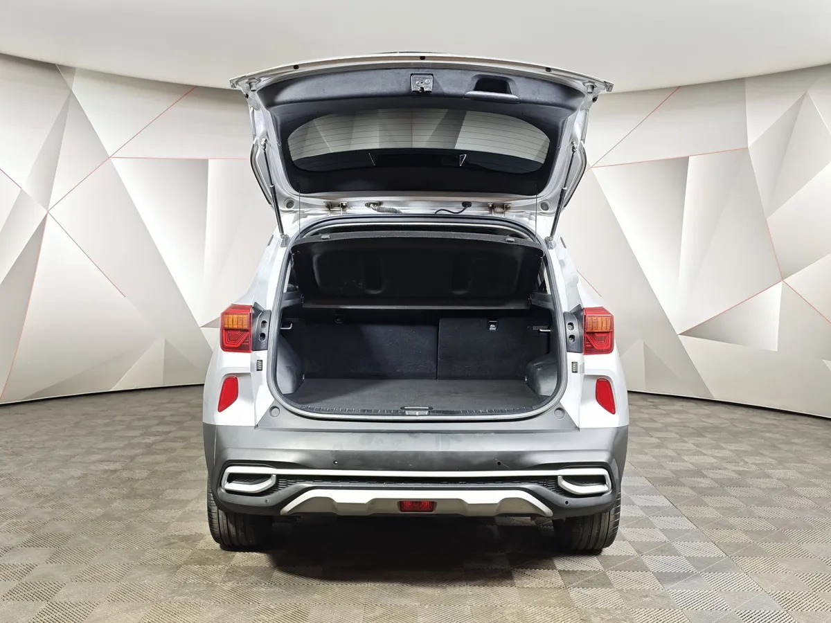 Kia Seltos 1.6 MPI AT 4WD (121 л.с.) Luxe Серый в АВИЛОН. Слайд №12