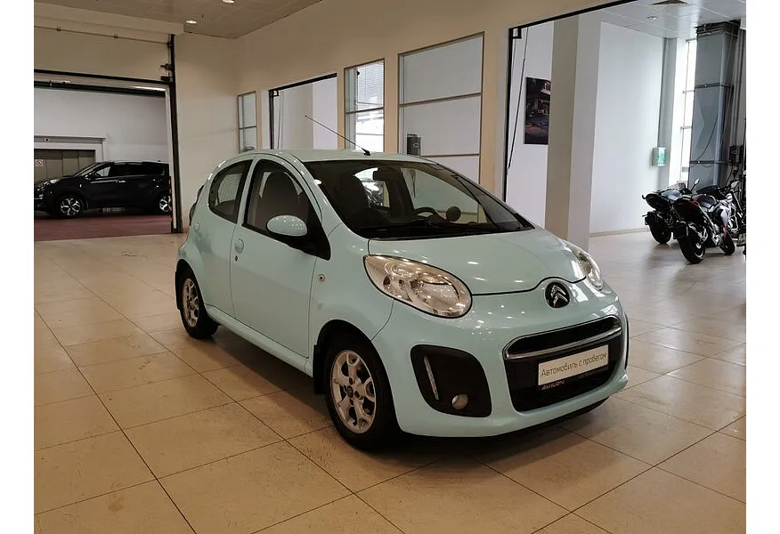 Citroen C1 1.0 MT (68 л.с.) Голубой в АВИЛОН. Слайд №3