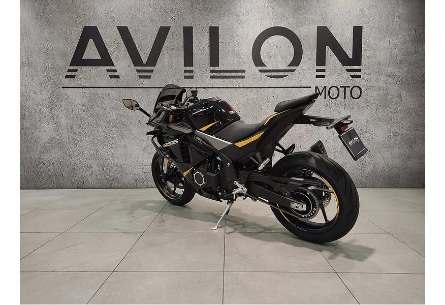 LIVE. Слайд №5