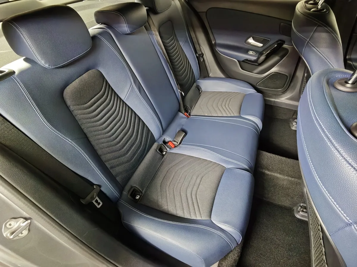 Mercedes-Benz A-Класс A 200 7G-DCT (150 л.с.) Style Серый в АВИЛОН. Слайд №15