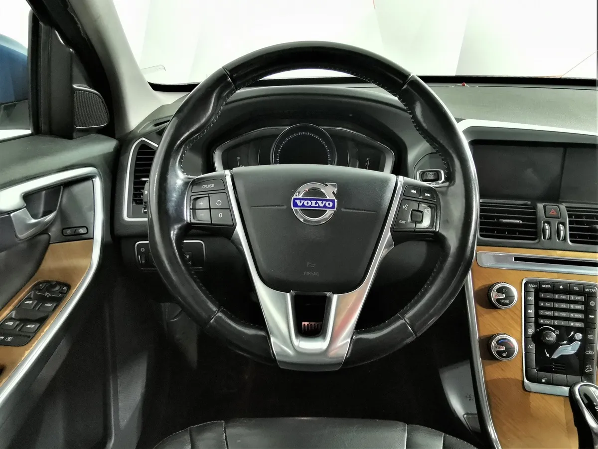 Volvo XC60 2.4 D4 Geartronic AWD (181 л.с.) Голубой в АВИЛОН. Слайд №19