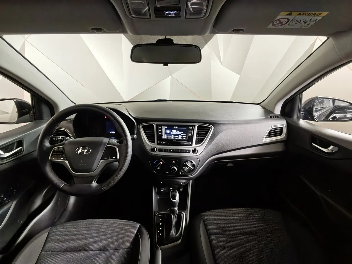 Hyundai Solaris 1.6 AT (123 л.с.) Style Черный в АВИЛОН. Слайд №14