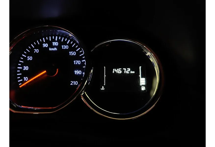 Renault Duster 1.5 dCI MT 4WD (110 л.с.) Черный в АВИЛОН. Слайд №18