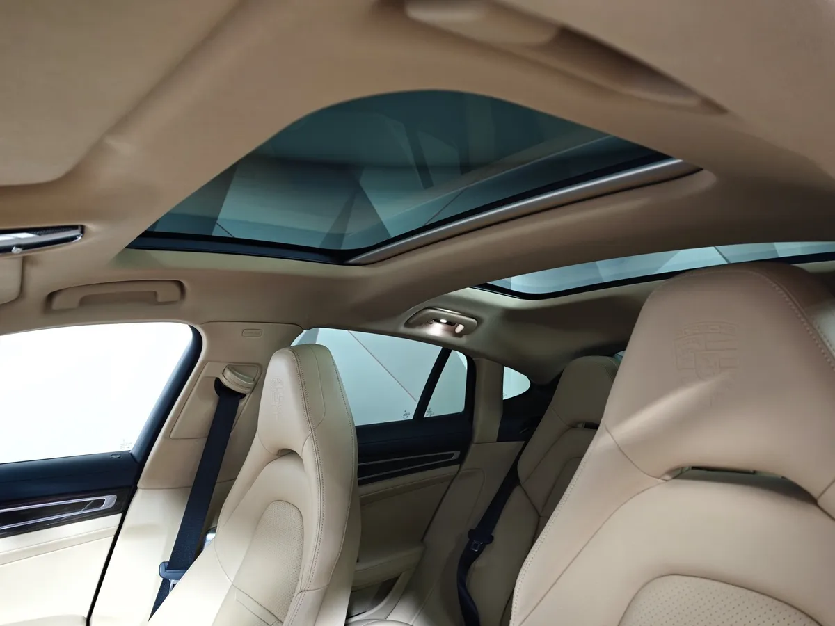 Porsche Panamera 4 3.0 PDK AWD (330 л.с.) Коричневый в АВИЛОН. Слайд №23
