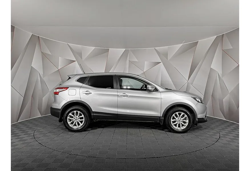Nissan Qashqai 2.0 CVT (144 л.с.) Серебристый в АВИЛОН. Слайд №6
