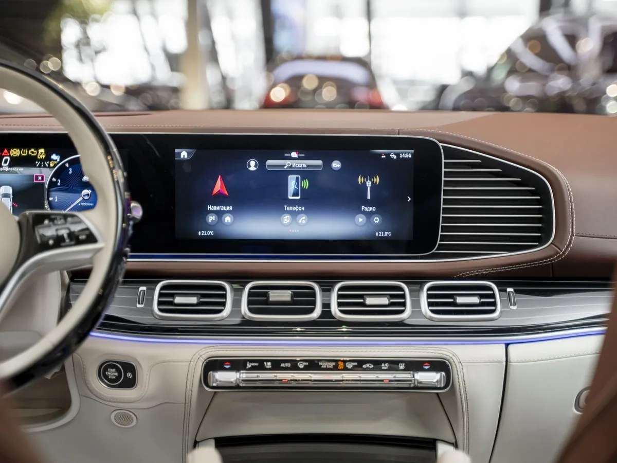 Mercedes-Benz GLS 600 9G-Tronic 4Matic (557 л.с.) Черный в АВИЛОН. Слайд №6