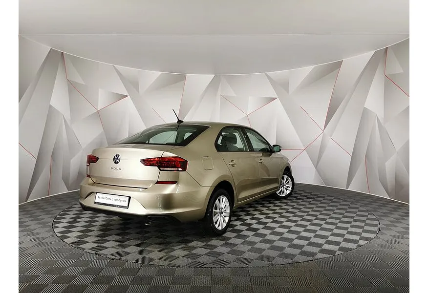 Volkswagen Polo 1.6 MPI AT (110 л.с.) Status Коричневый в АВИЛОН. Слайд №2