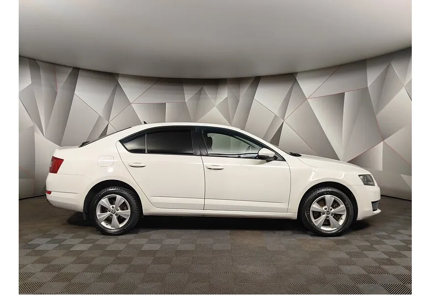 LIVE. Слайд №4