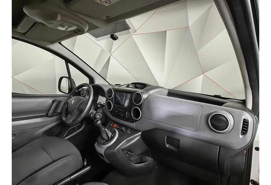 АВИЛОН - Peugeot Partner 1.6 HDi MT (90 л.с.) Белый - slide 8