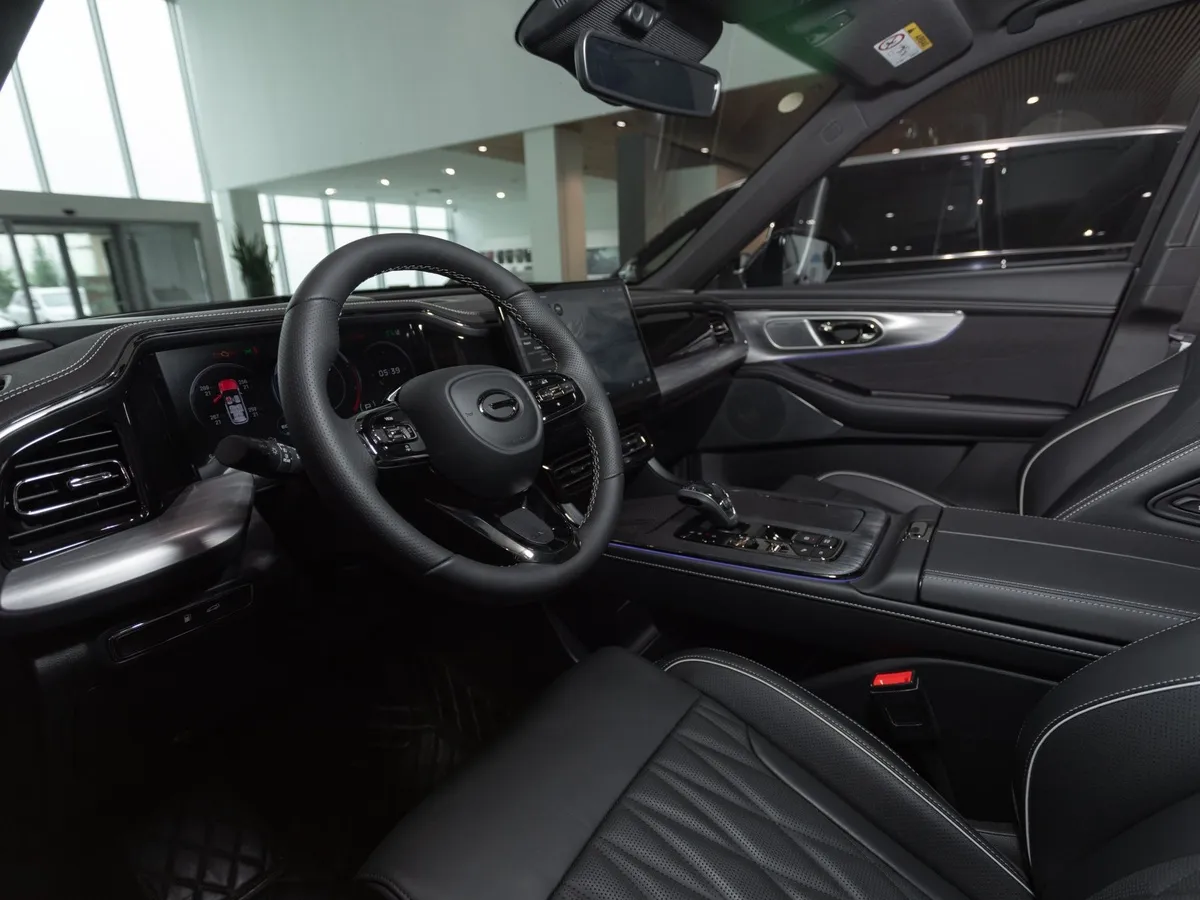 GAC GS8 2.0T 4WD (231 л.с.) GX Premium Черный в АВИЛОН. Слайд №7