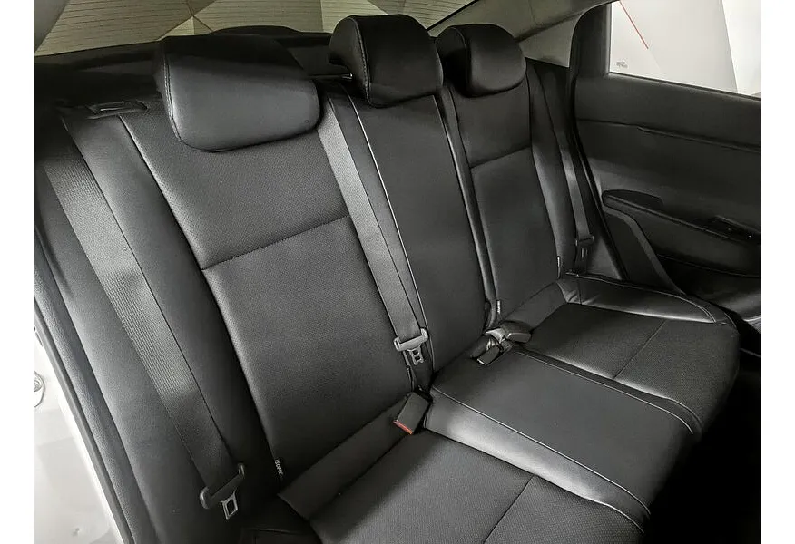 Kia Rio 1.6 AT (123 л.с.) Prestige Серый в АВИЛОН. Слайд №16 Kia Rio 1.6 AT (123 л.с.) Prestige Серый в АВИЛОН. Слайд №16