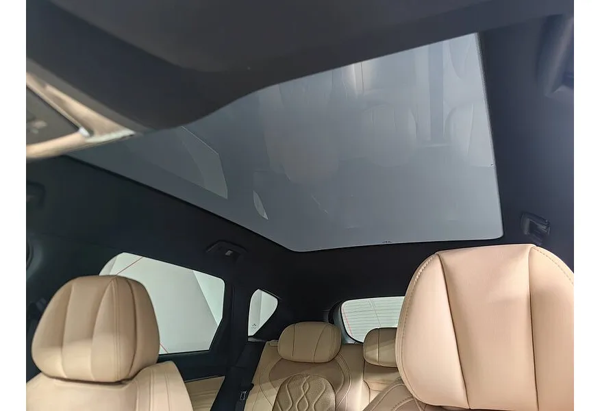 Voyah Free 1.5 AT AWD (694 л.с.) Черный в АВИЛОН. Слайд №24