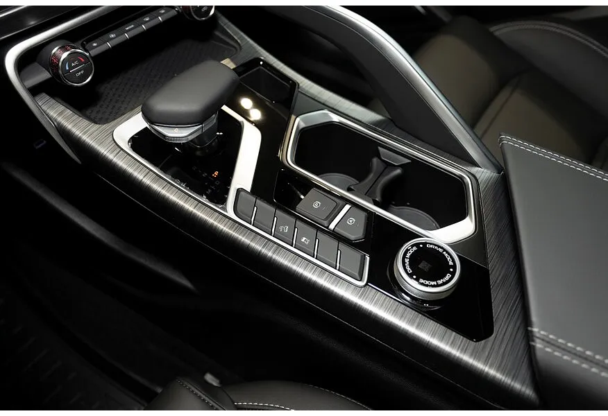 KNEWSTAR 001 2.0 AT 4WD (200 л.с.) Flagship Sport Серый в АВИЛОН. Слайд №10