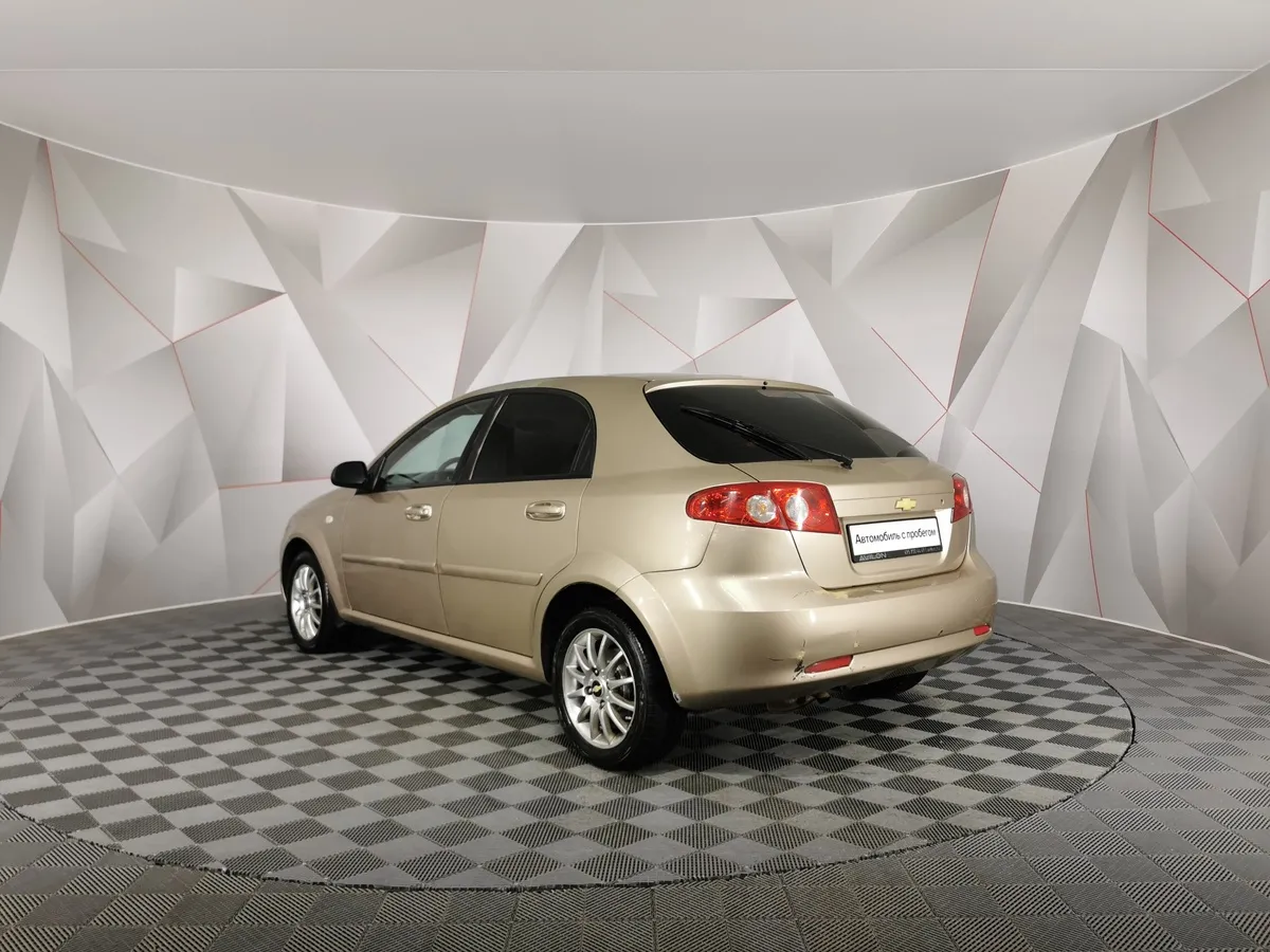 Chevrolet Lacetti 1.4 MT (95 л.с.) Бежевый в АВИЛОН. Слайд №4