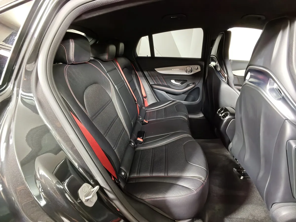 Mercedes-Benz GLC Купе 43 AMG 9G-TRONIC 4MATIC (367 л.с.) Особая серия Серый в АВИЛОН. Слайд №16