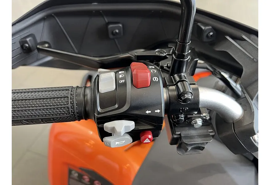 Benda Redstone 550 R2 499 см³ (45 л.с.) 45 499 Оранжевый в АВИЛОН. Слайд №12