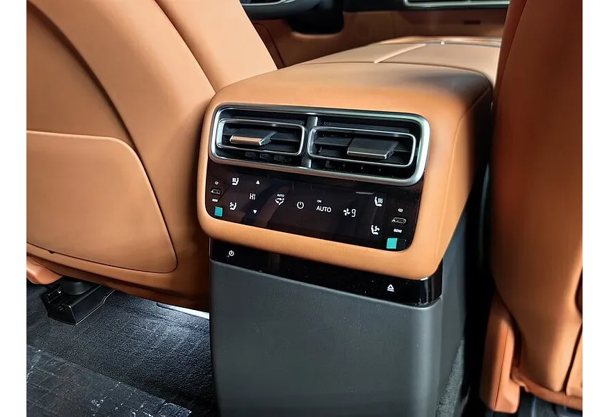 Li Auto L7 1.5 AT 4WD (449 л.с.) Ultra Серый в АВИЛОН. Слайд №28