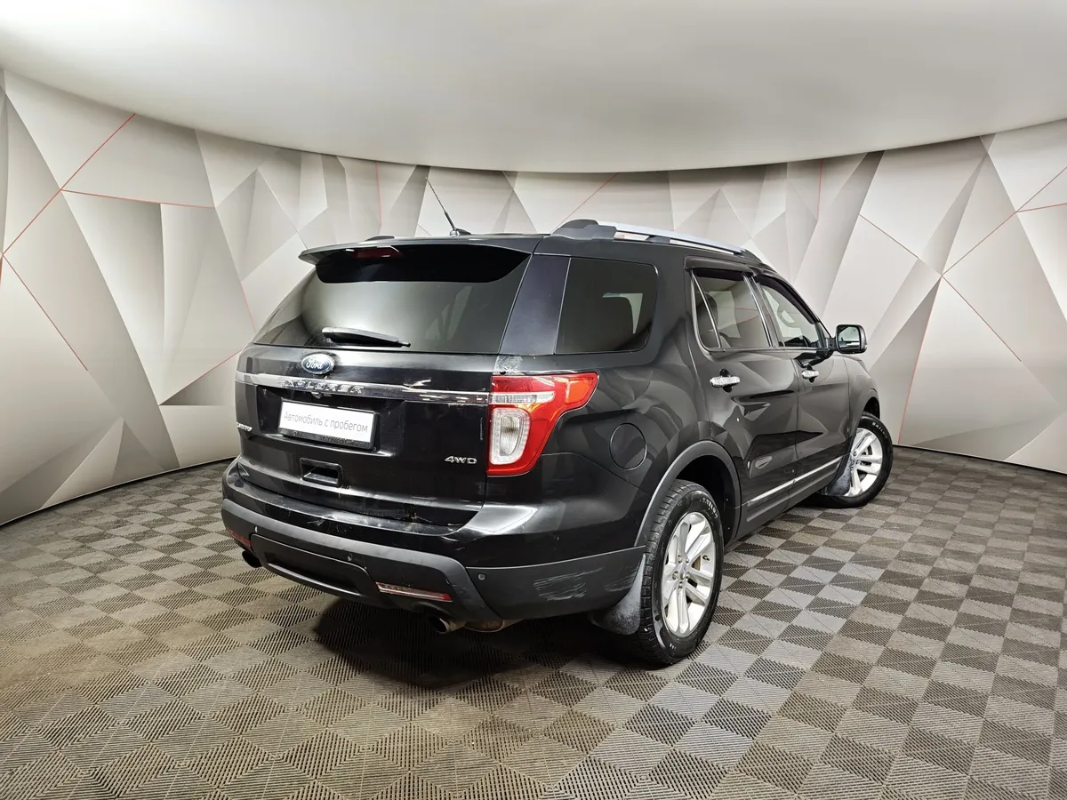 Ford Explorer 3.5 SelectShift 4WD (294 л.с.) Черный в АВИЛОН. Слайд №2