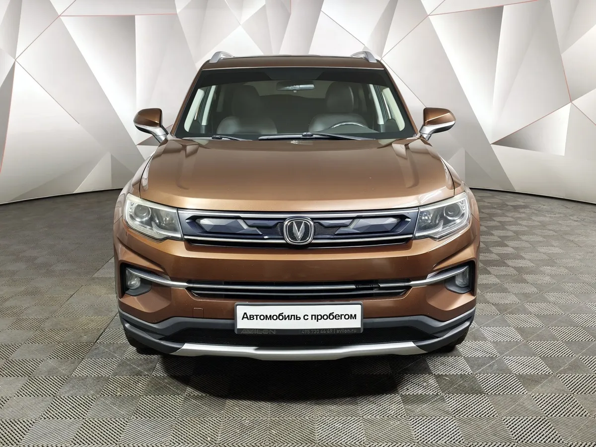 Changan CS35PLUS 1.6 AT FWD (117 л.с.) Comfort Коричневый в АВИЛОН. Слайд №7