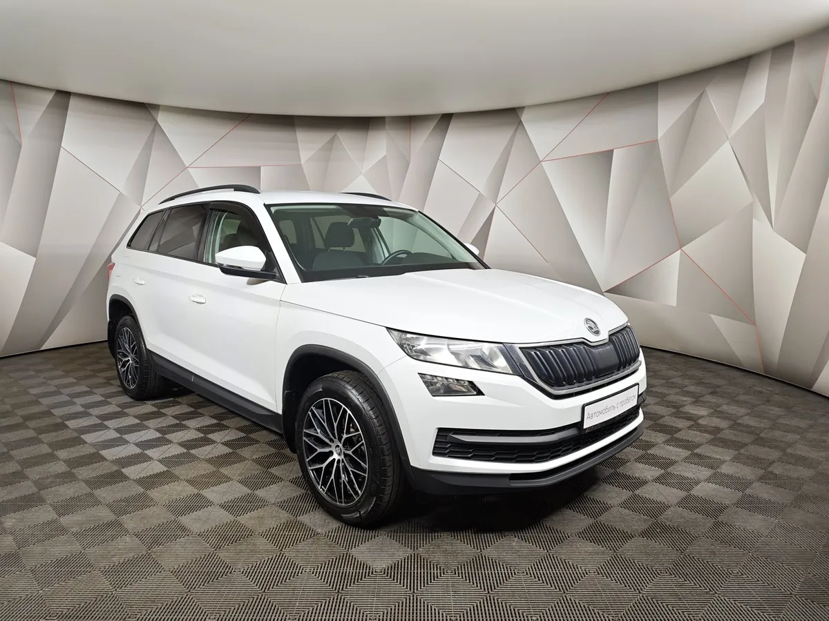 Skoda Kodiaq 1.4 TSI DSG (150 л.с.) Белый в АВИЛОН. Слайд №3