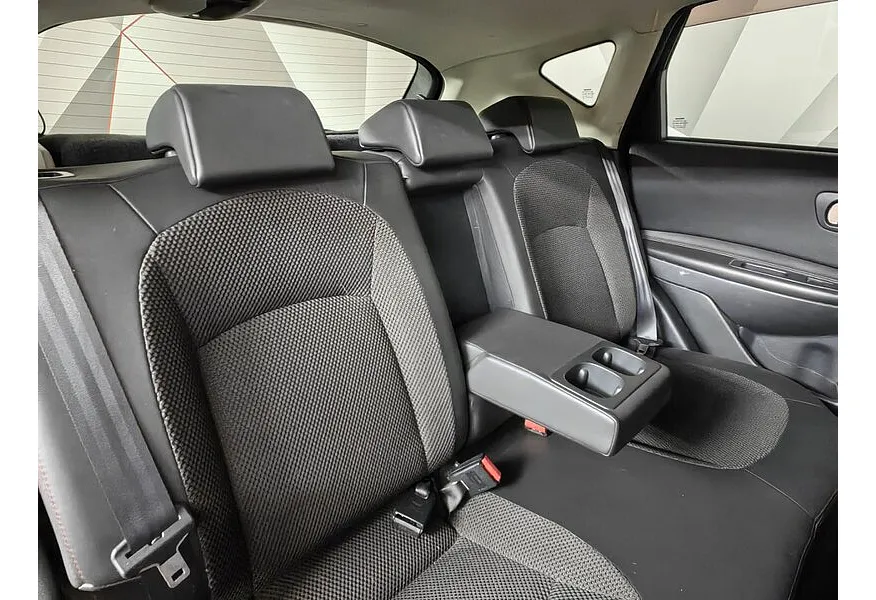 Nissan Qashqai 2.0 CVT AWD (141 л.с.) Красный в АВИЛОН. Слайд №9