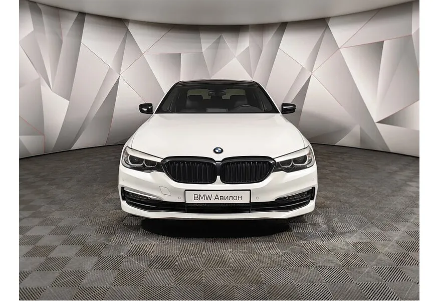 BMW 5 серия 520d Steptronic (190 л.с.) Белый в АВИЛОН. Слайд №3