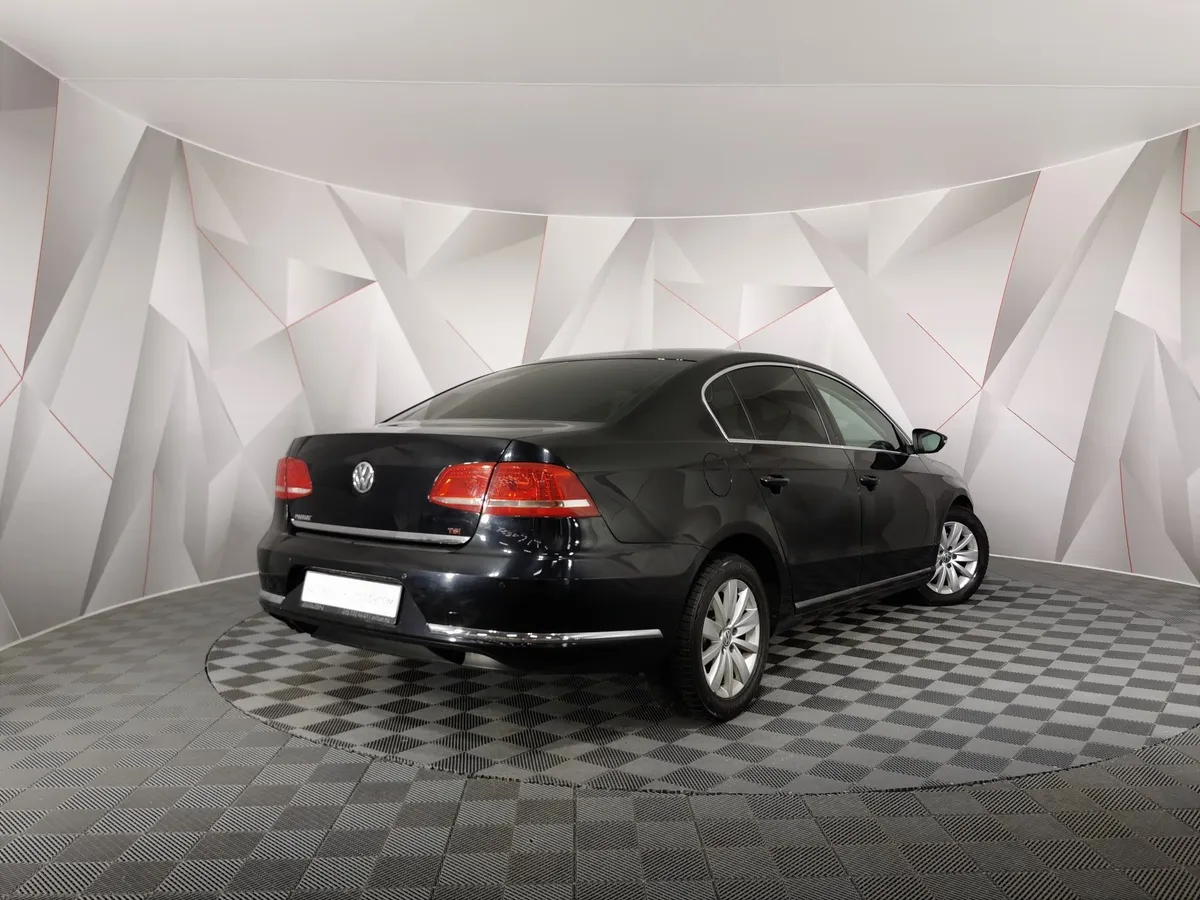 Volkswagen Passat 1.8 TSI DSG (160 л.с.) Черный в АВИЛОН. Слайд №2
