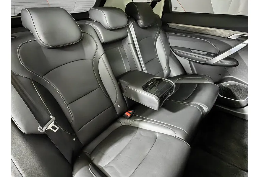 Geely Atlas Pro 1.5T 7DCT AWD (177 л.с.) Flagship Белый в АВИЛОН. Слайд №15