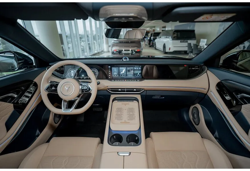 Voyah Free EVR 1.5 AT AWD (489 л.с.) Зеленый в АВИЛОН. Слайд №11