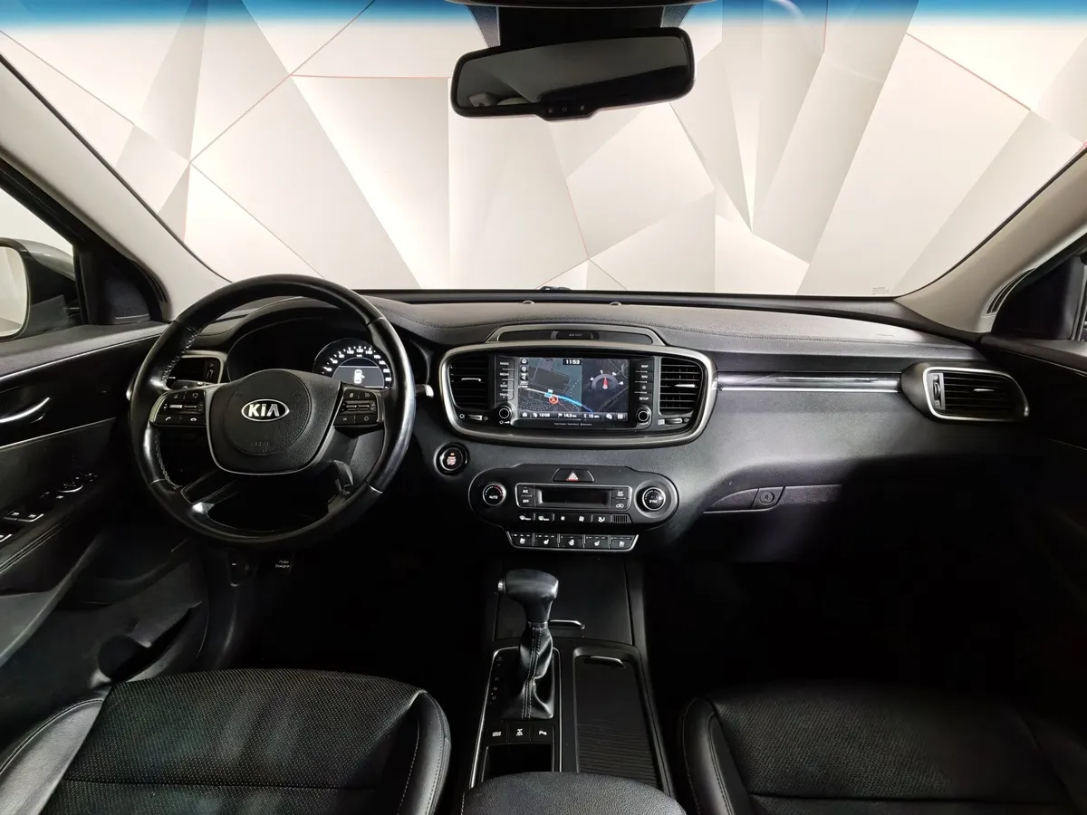 Kia Sorento 2.4 GDI AT AWD (188 л.с.) Prestige Серый в АВИЛОН. Слайд №13