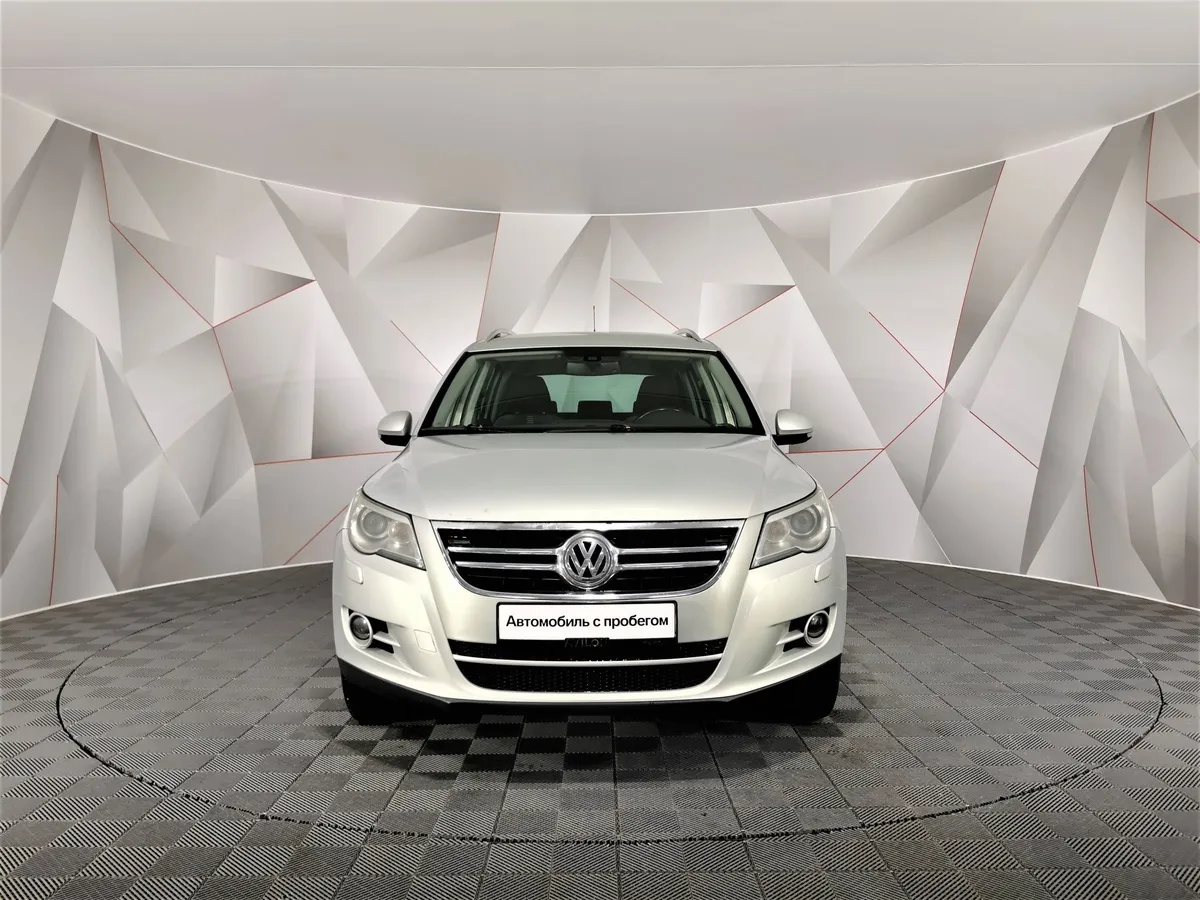 Volkswagen Tiguan 2.0 TSI 4Motion AT (170 л.с.) Sport&Style Серебристый в АВИЛОН. Слайд №7