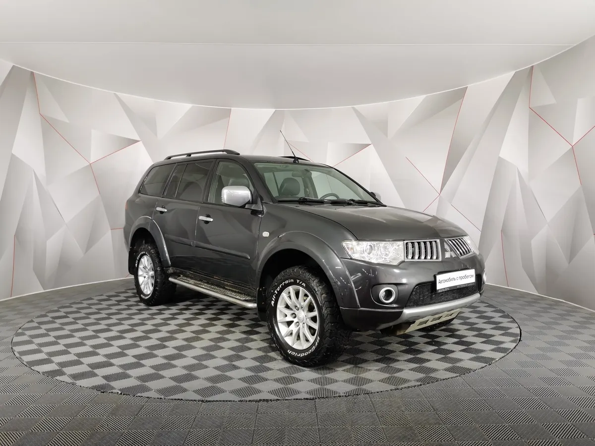 Mitsubishi Pajero Sport 3.2 DI-D MT AWD (160 л.с.) Серый в АВИЛОН. Слайд №3